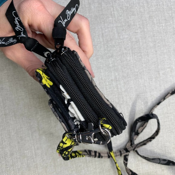 VERA BRADLEY Baroque Pattern Fleur Black Gray Yellow Crossbody Wallet Size Small - Picture 6 of 14